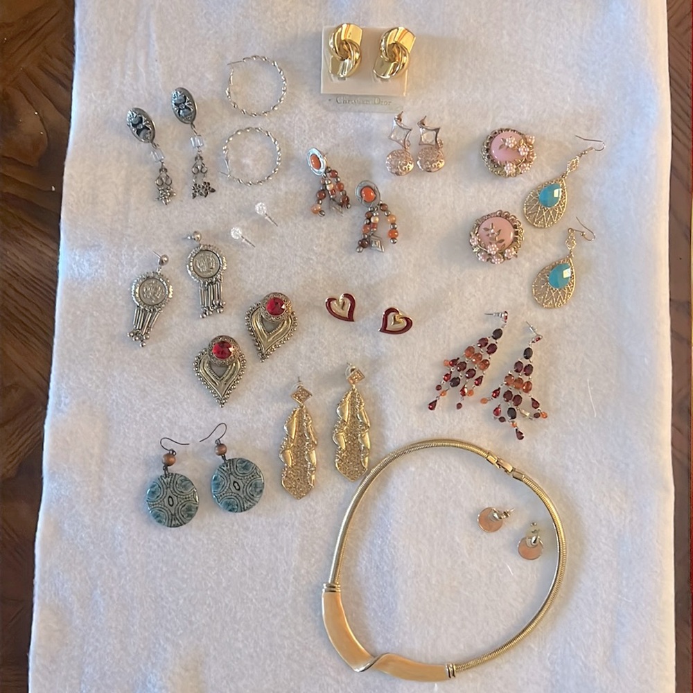 Lot of Jewelry